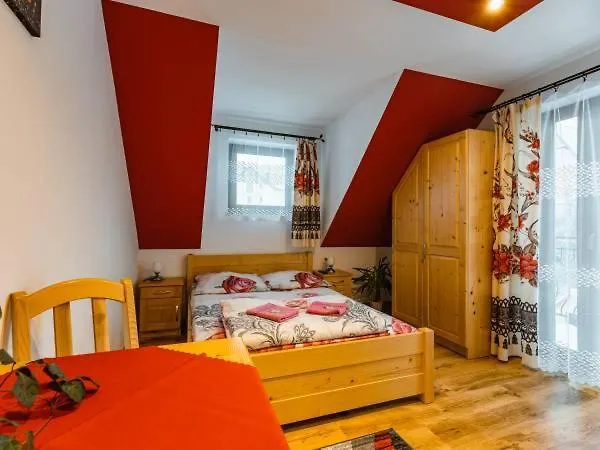 Pod Zamczyskiem 팜스테이 *